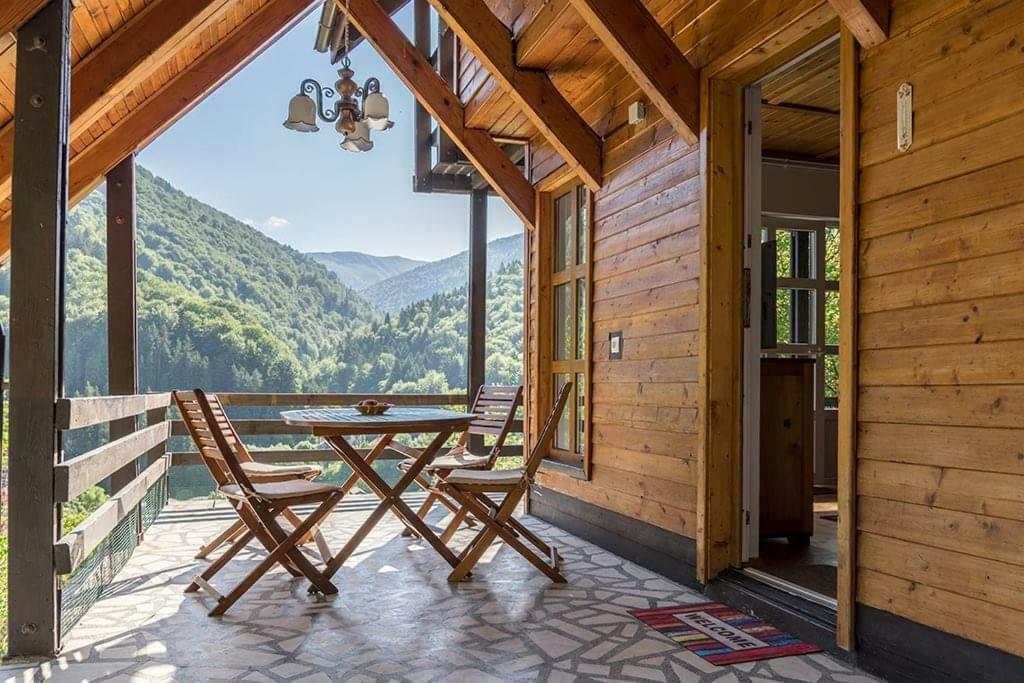Florile Bucegilor Villa Синая Екстериор снимка